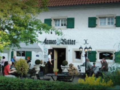 照片: Armer Ritter